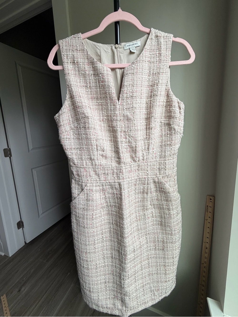 Banana Republic Light Pink Tweed Sheath Dress